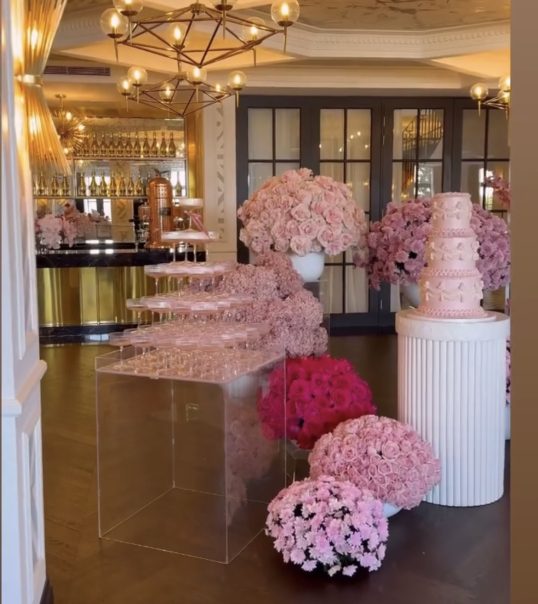 champagne tower